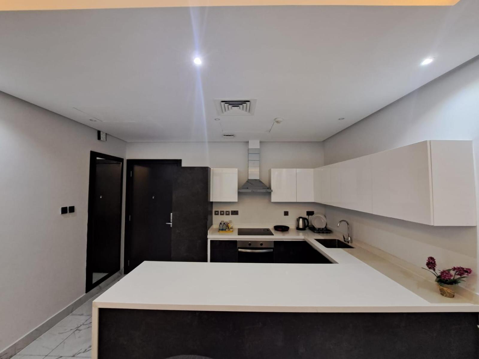 Ferienwohnung Al Safwa One Al Hidd Exterior foto
