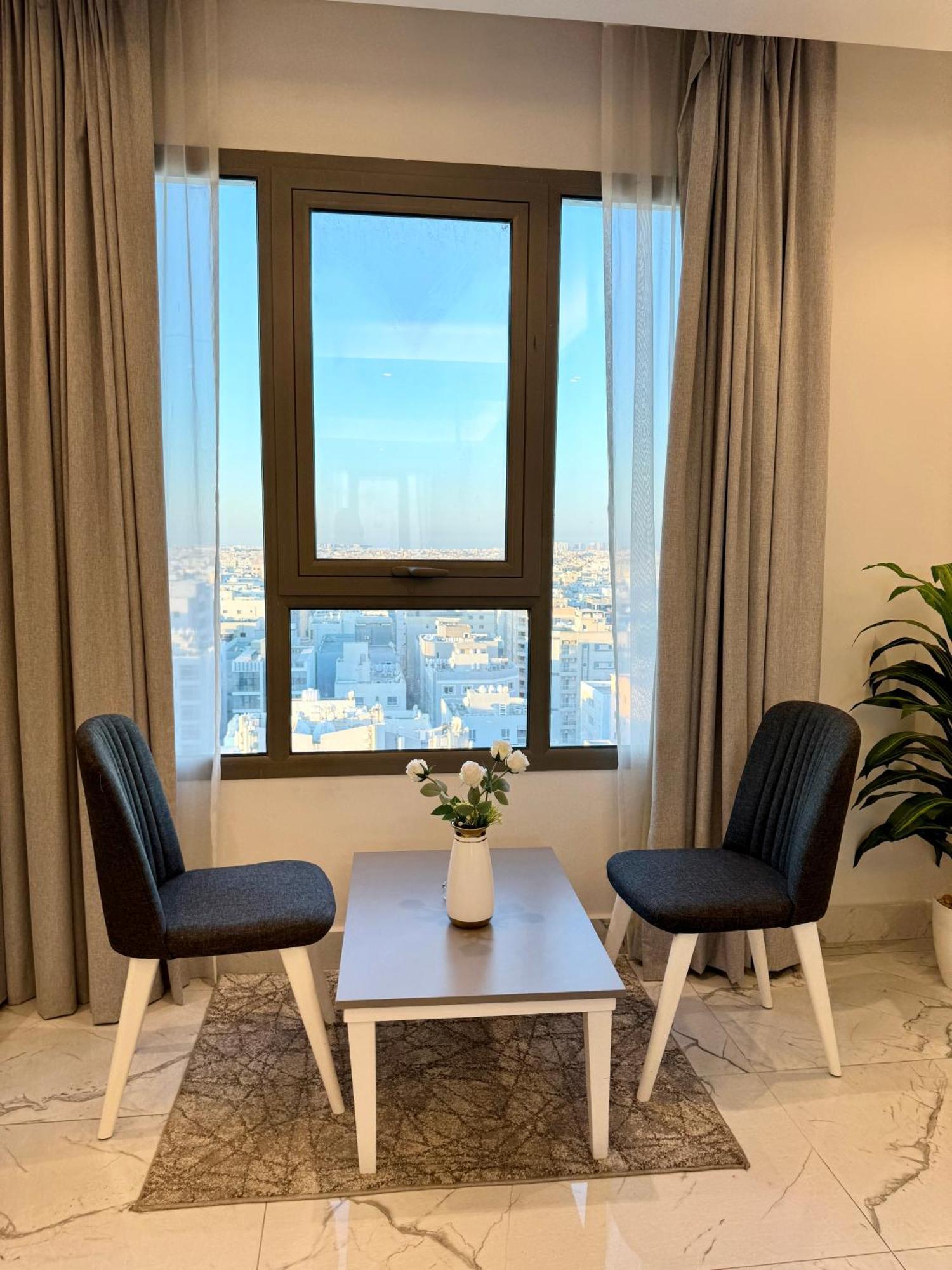 Ferienwohnung Al Safwa One Al Hidd Exterior foto