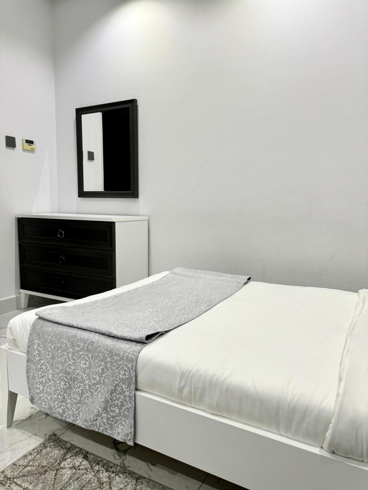 Ferienwohnung Al Safwa One Al Hidd Exterior foto